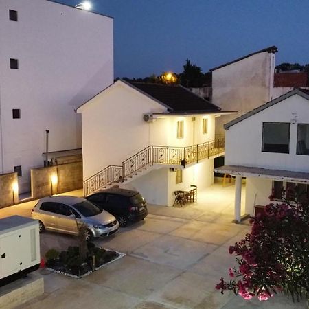 Hotel Buzuku House à Ulcinj Extérieur photo