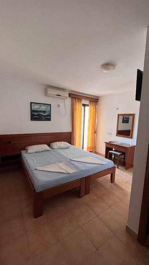 Hotel Buzuku House à Ulcinj Extérieur photo