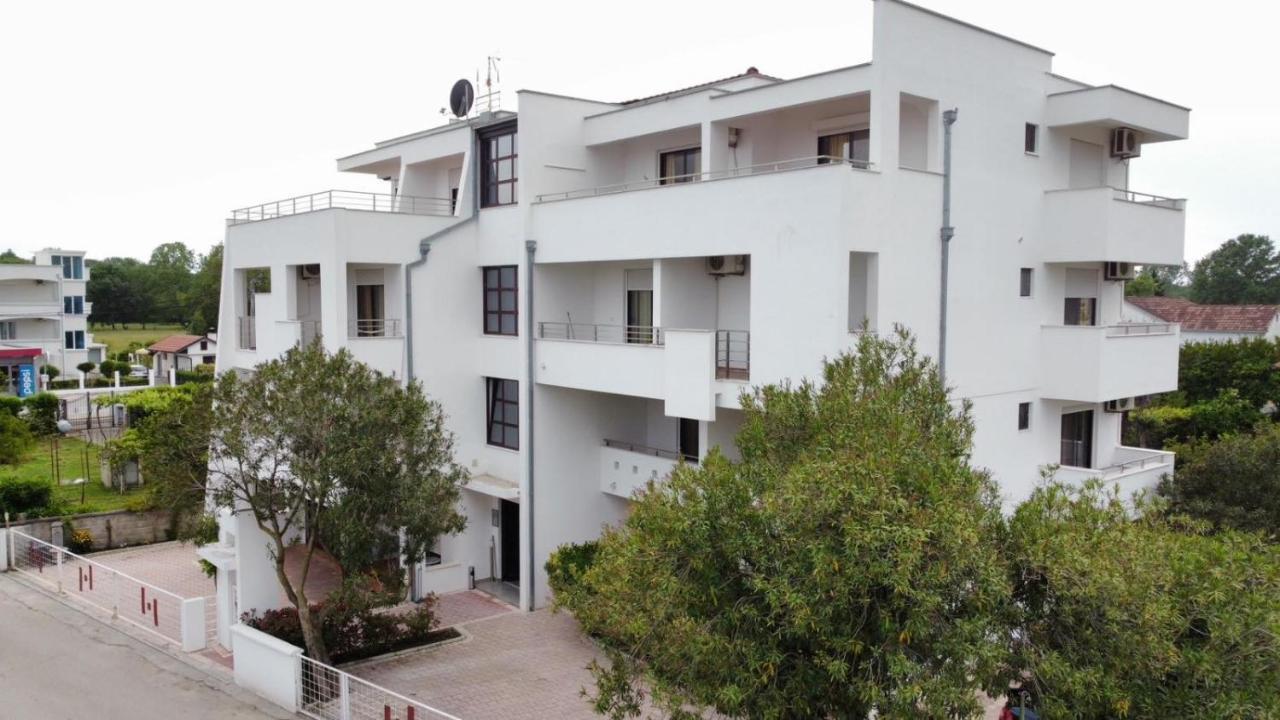 Hotel Buzuku House à Ulcinj Extérieur photo