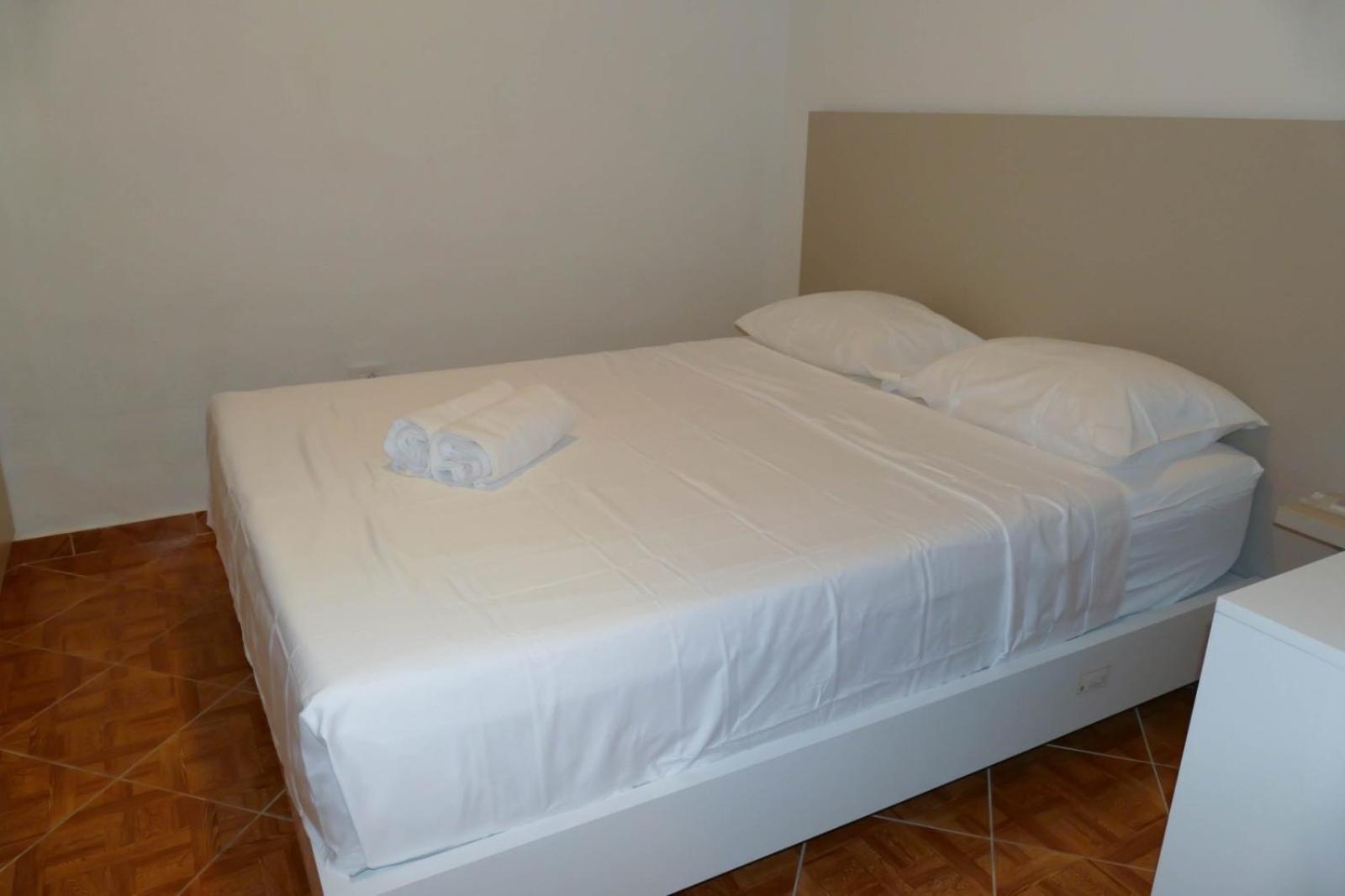 Hotel Buzuku House à Ulcinj Extérieur photo