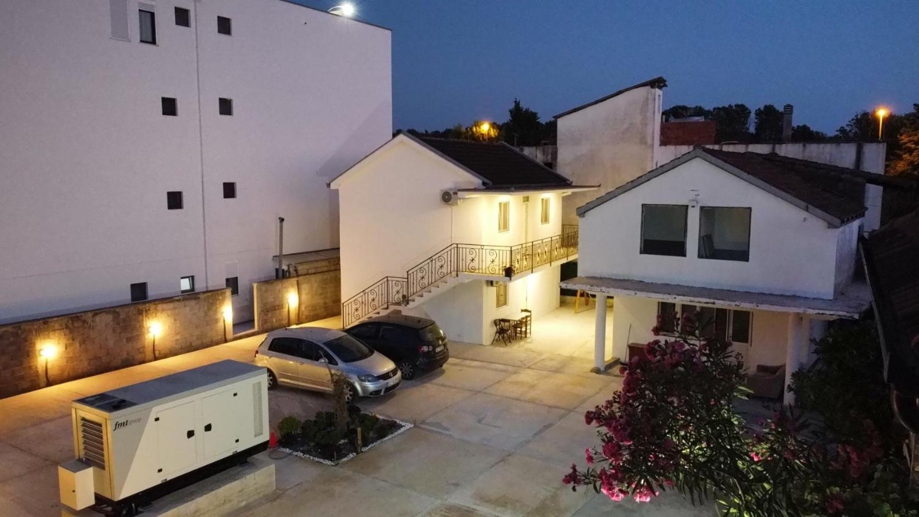 Hotel Buzuku House à Ulcinj Extérieur photo